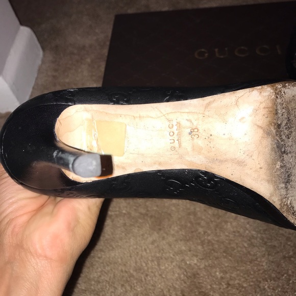 Authentic Gucci shoes - Picture 3 of 3